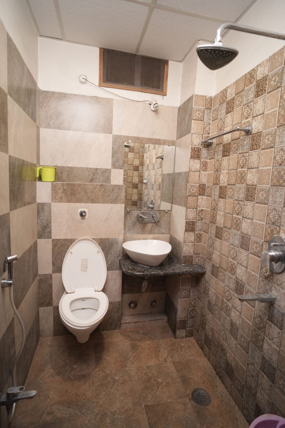 Deluxe Room | Bathroom