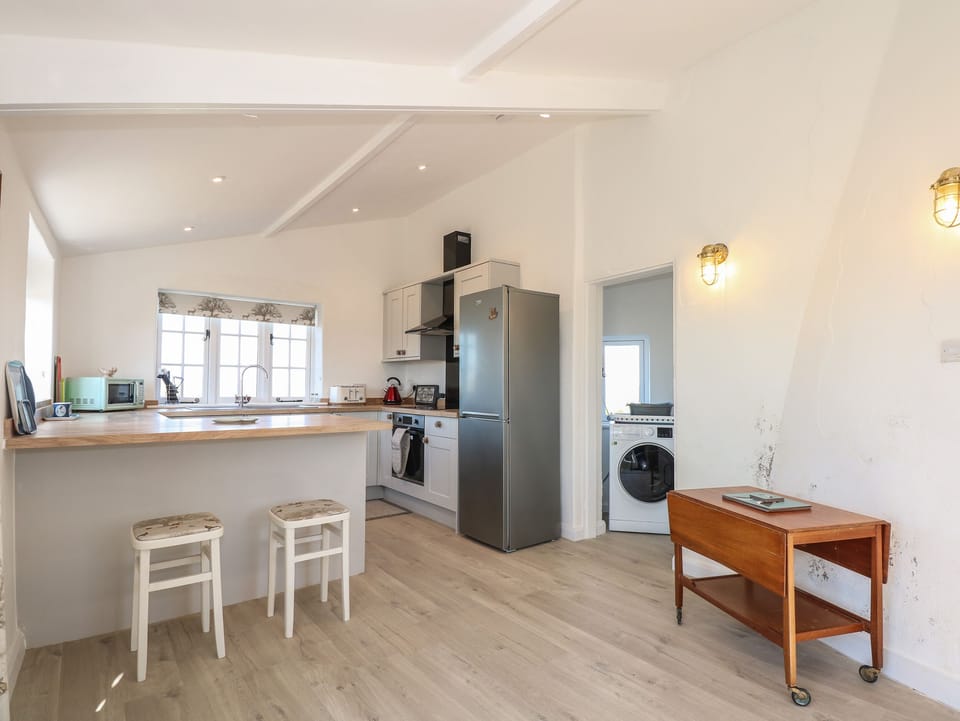 Fridge, dishwasher, electric kettle, toaster