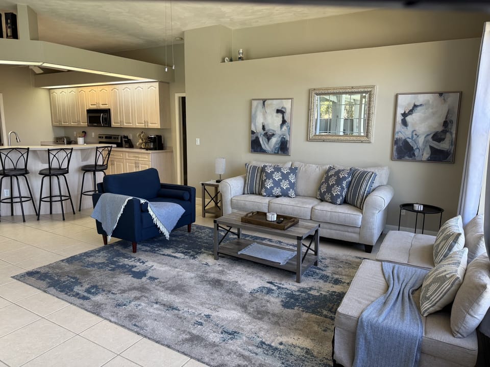House, 3 Bedrooms | Living area | Smart TV