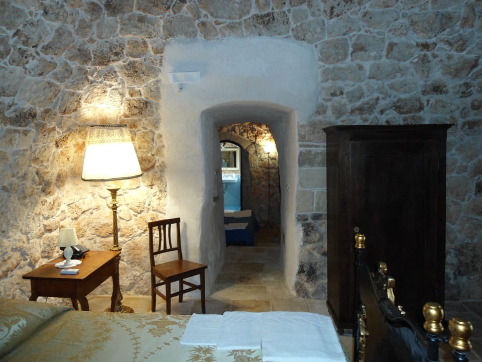 Suite | 1 bedroom, pillowtop beds, desk, iron/ironing board