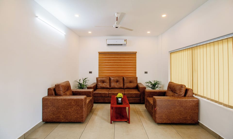 Premium Double Room | Desk, iron/ironing board