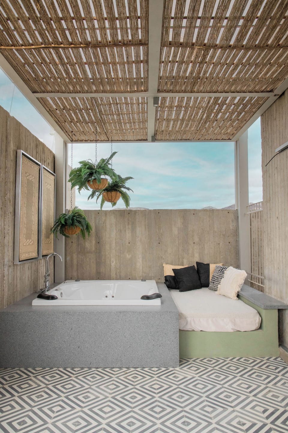 Premium Suite, 1 King Bed, Pool View | Terrace/patio