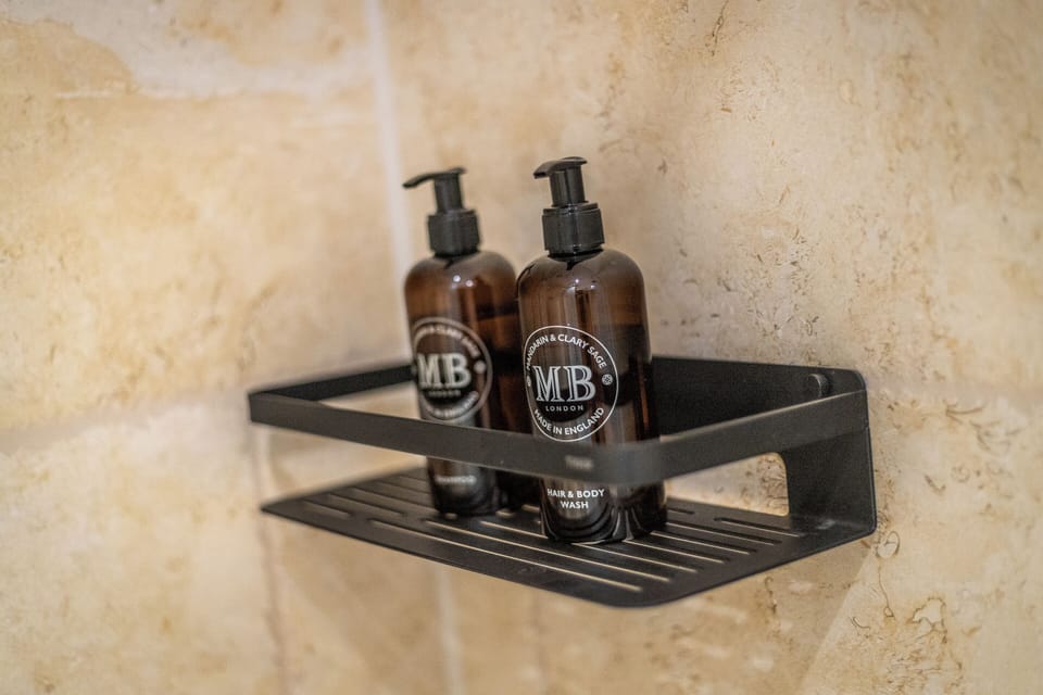 Sauna, steam room, body treatments, body scrubs, facials
