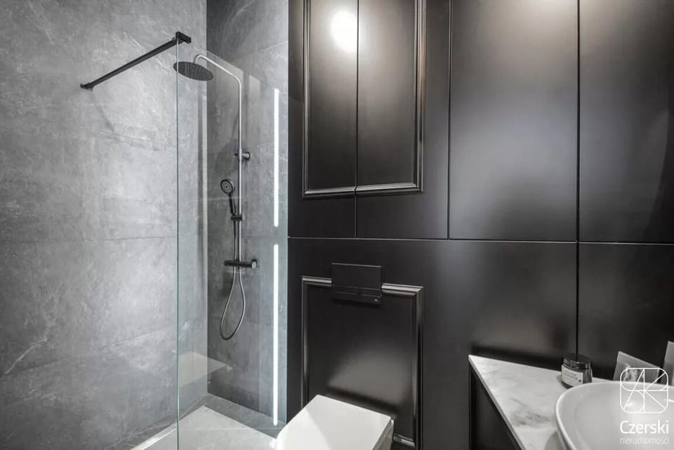 Deluxe Studio | Bathroom | Towels