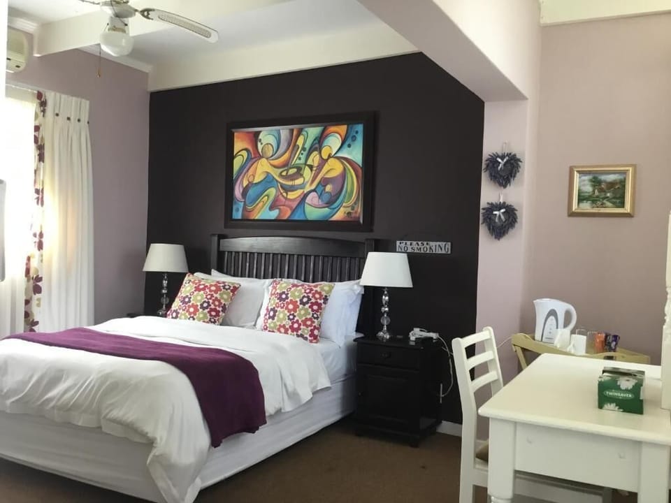 Business Double Room, Non Smoking, Garden View | Individually furnished, desk, laptop workspace, free WiFi