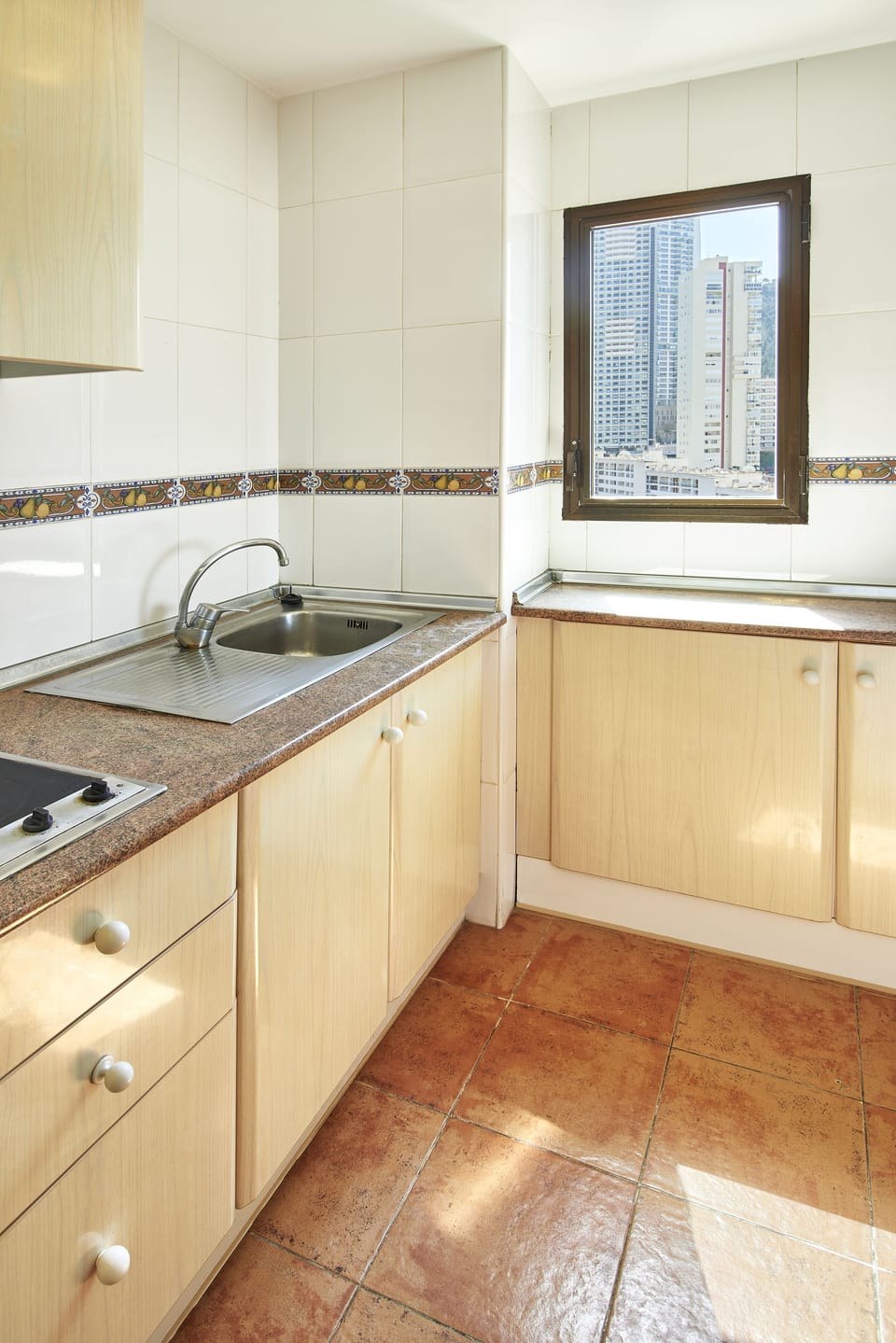 Iron/ironing board, rollaway beds, WiFi