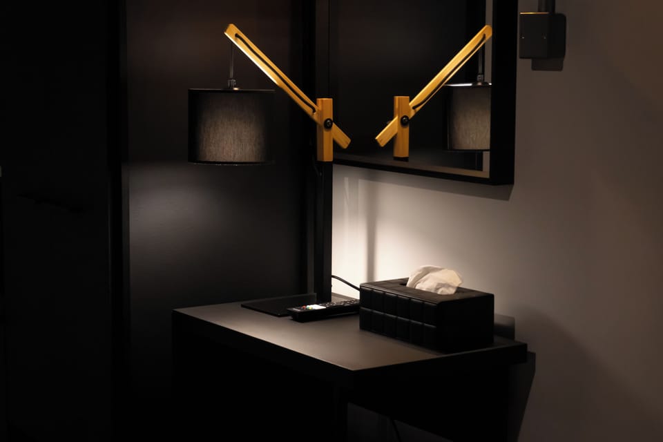 Premium Interior Room | Minibar, iron/ironing board, bed sheets