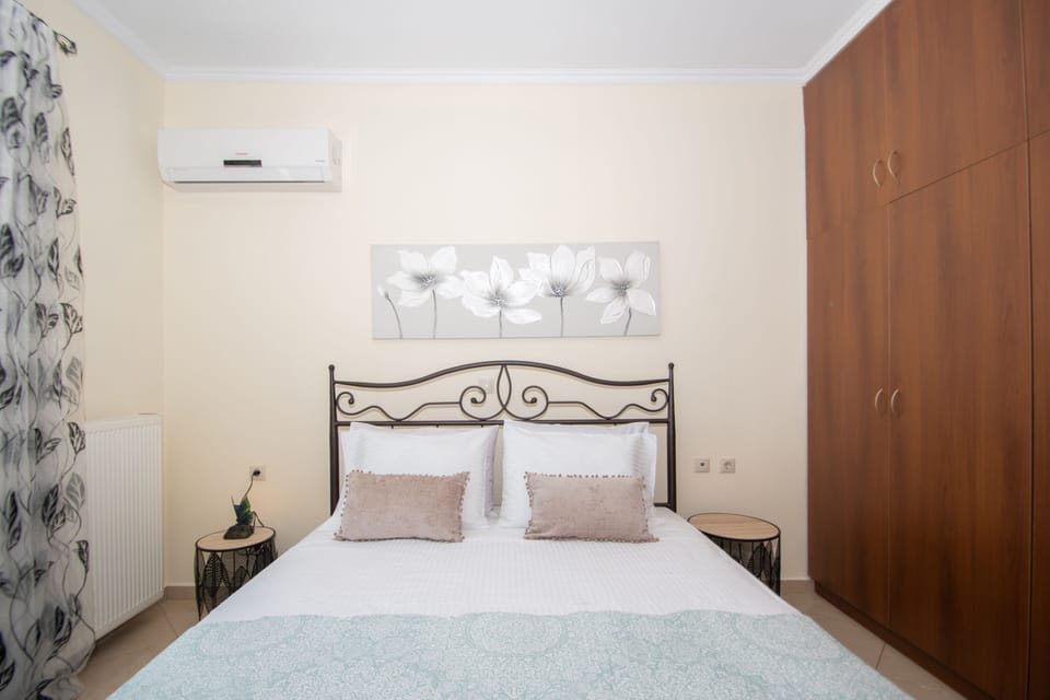 Basic Villa | 3 bedrooms, iron/ironing board, free WiFi