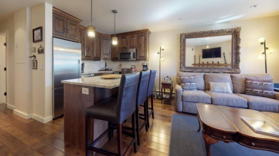 Condo (Vail Lionshead Village Landmark 1 Bed) | Exterior