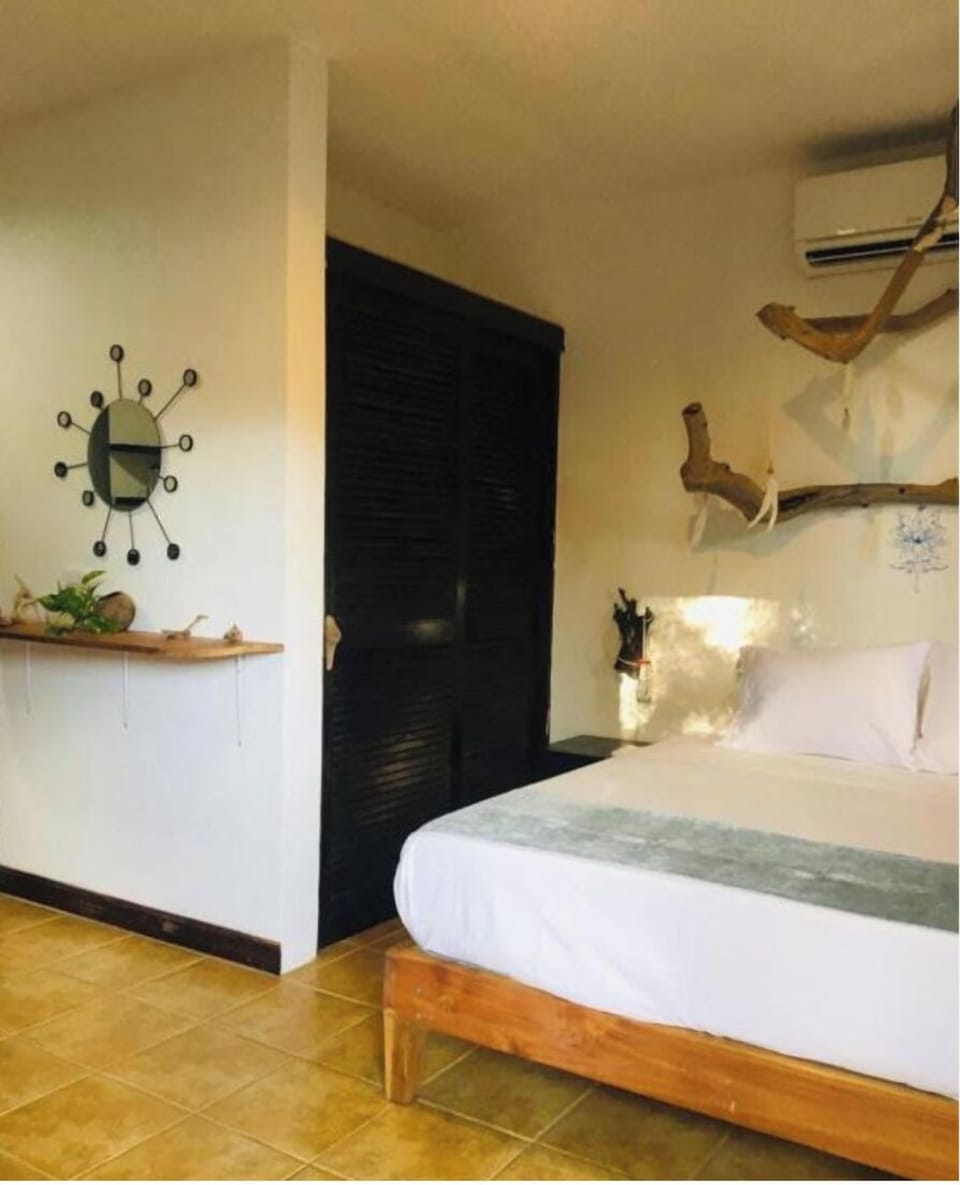 Standard Studio | In-room safe, free WiFi, bed sheets