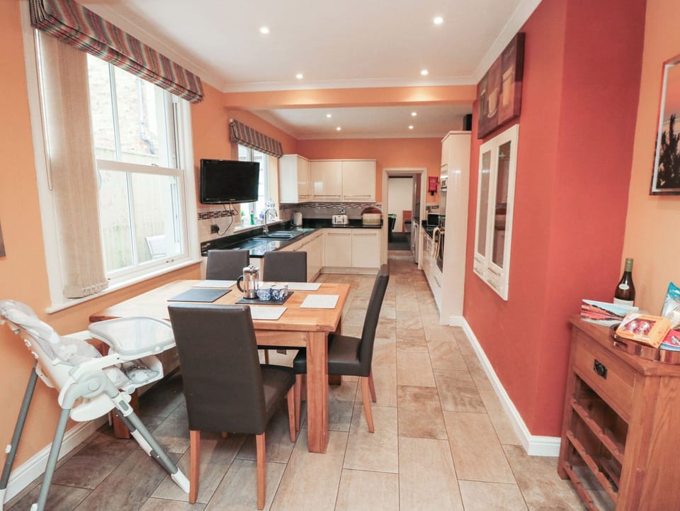Fridge, dishwasher, electric kettle, toaster