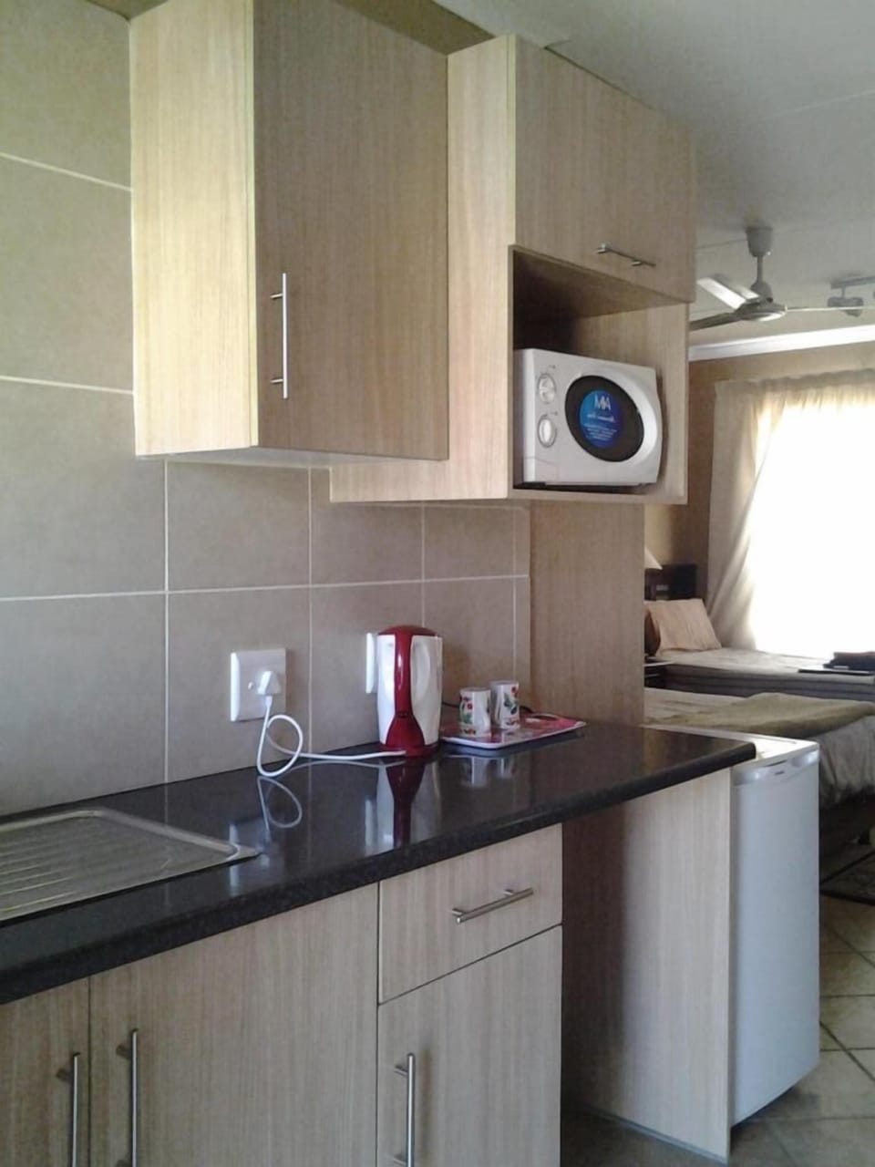 Fridge, coffee/tea maker, electric kettle