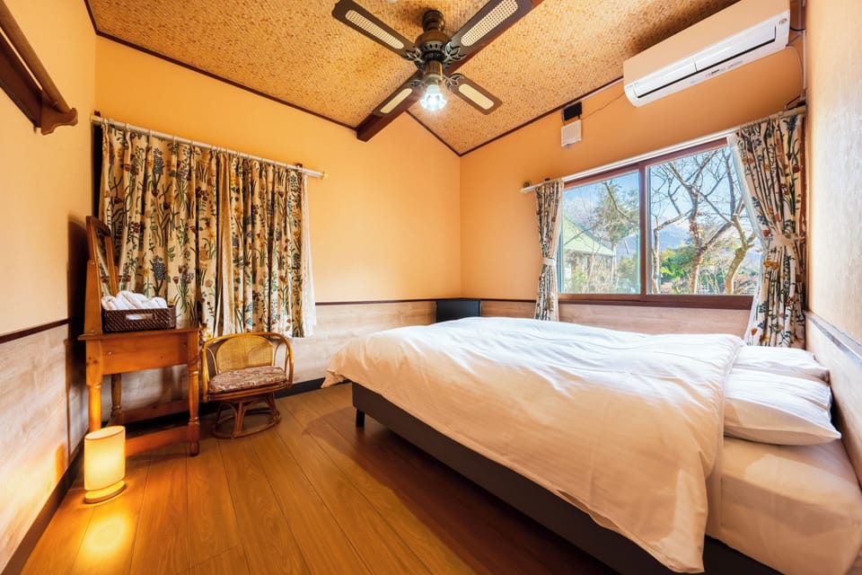 Economy Double Room, Shared Bathroom | Individually furnished, bed sheets