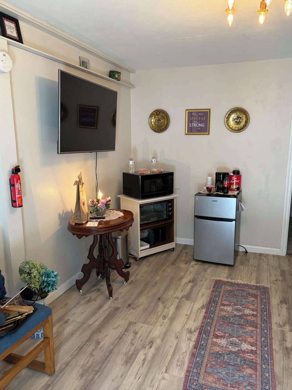 Exclusive Apartment, Non Smoking | Living area | Flat-screen TV, Netflix, streaming services