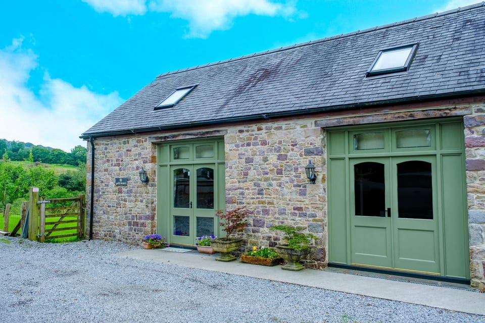 Cottage | Exterior