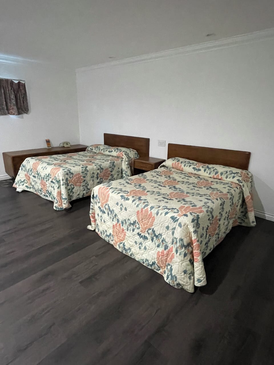 Economy Double Room | WiFi (free)