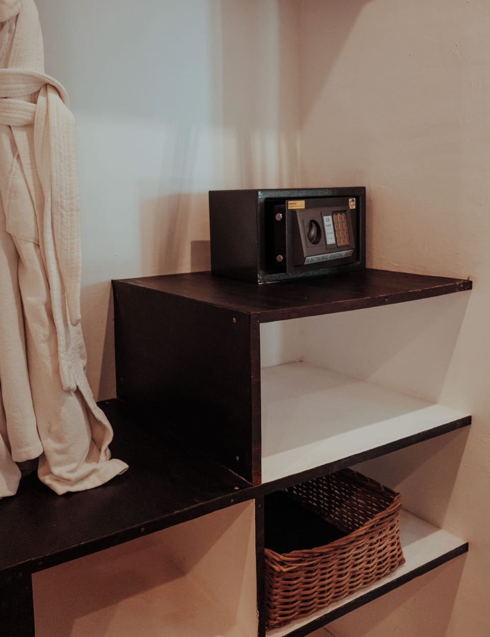 Superior Suite, Ocean View | 1 bedroom, Egyptian cotton sheets, premium bedding, minibar