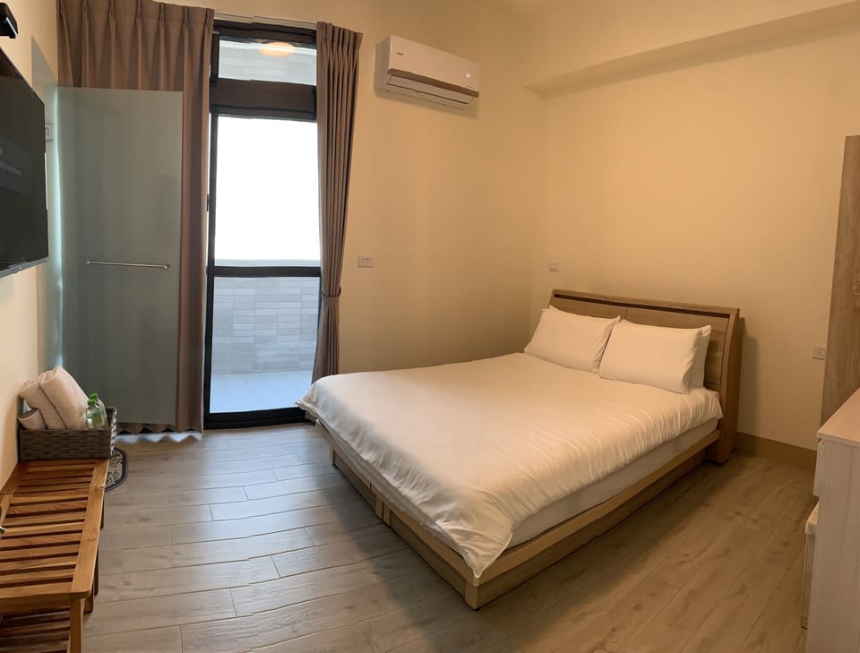 Basic Double Room, 1 Double Bed | Free WiFi