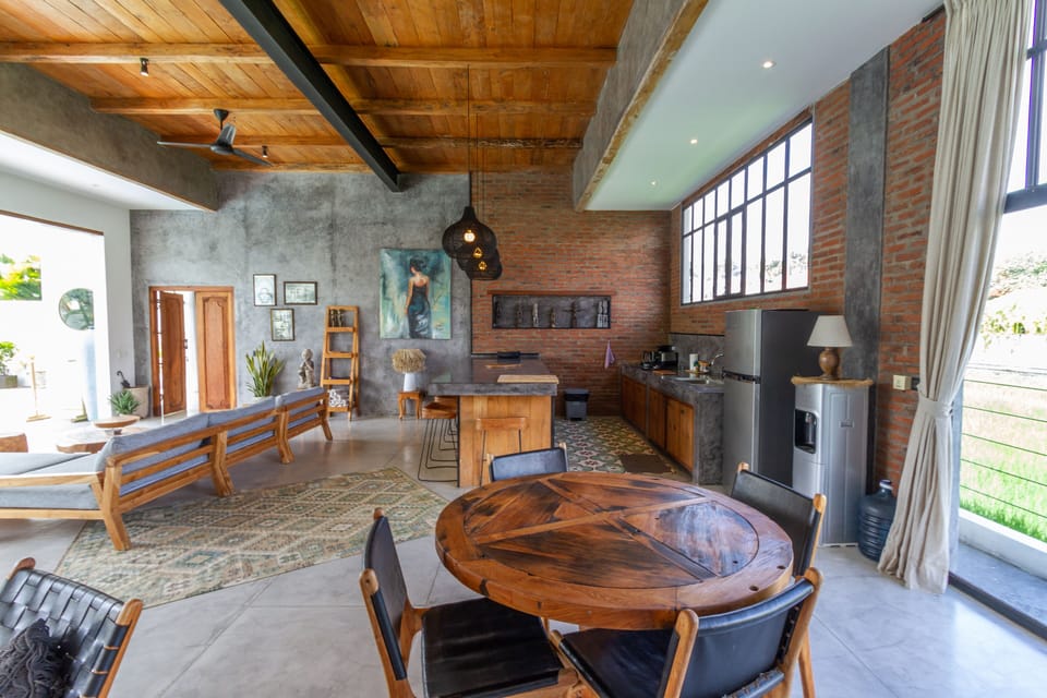 Deluxe Villa, 3 Bedrooms, Private Pool, Garden View | Dining room