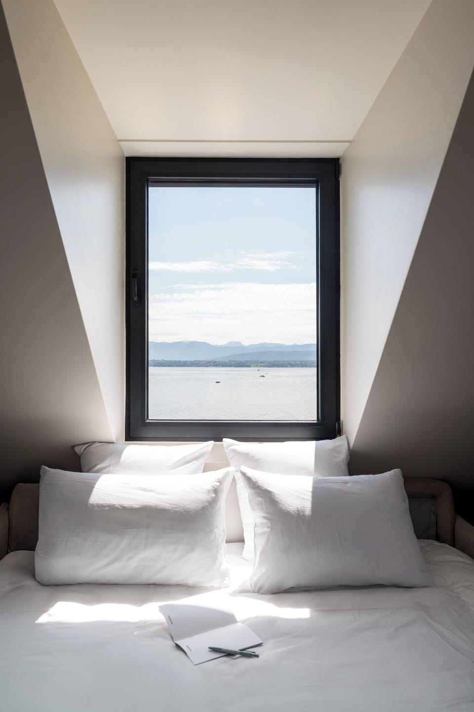 Superior Double Room with Lake View and Balcony | In-room safe, desk, laptop workspace, blackout drapes