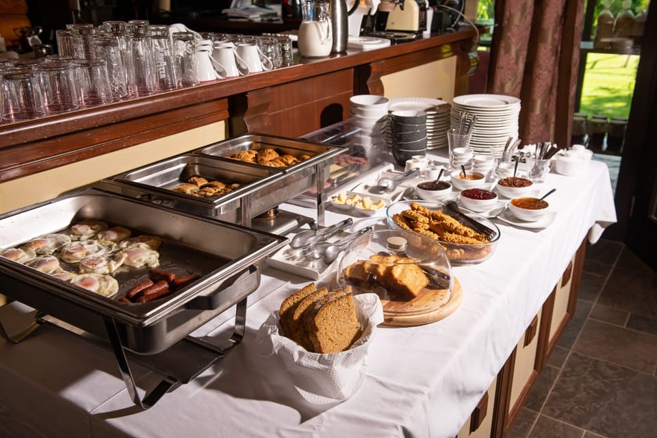 Breakfast buffet