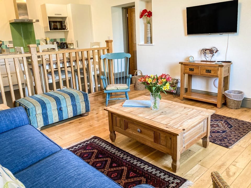 Superior Apartment, Ensuite, Sea View (Self Catering Coachman's ) | Lounge | Ocean views, open daily