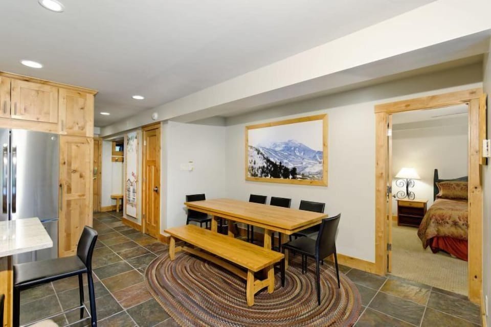 Condo (Snowmass Village 3 Bedroom Premier Co) | Exterior