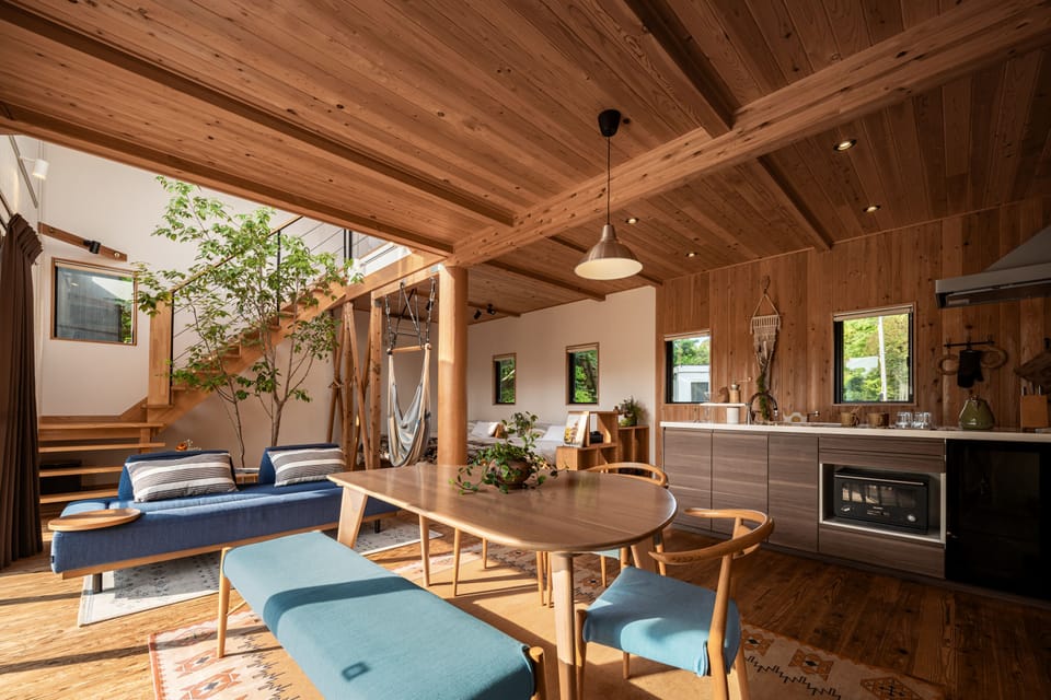 Family House | In-room dining