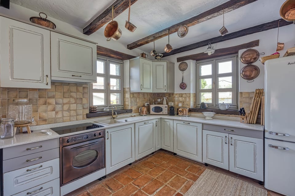 Luxury Villa, 4 Bedrooms, Balcony (Rustic Istrian Villa Amyra With Pool) | Private kitchen