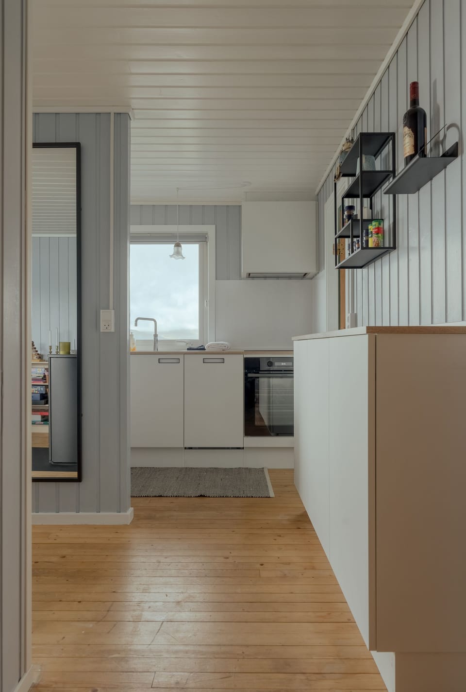 House | Private kitchen | Coffee/tea maker, fridge, oven, stovetop