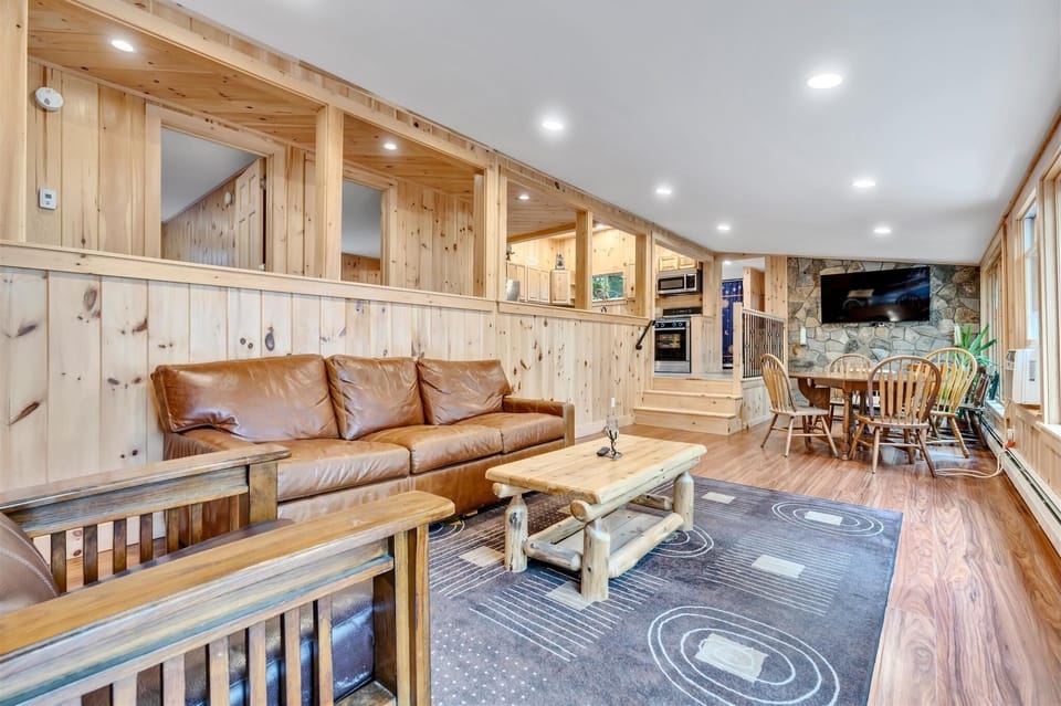 Villa, 3 Bedrooms | Living area | Smart TV, streaming services