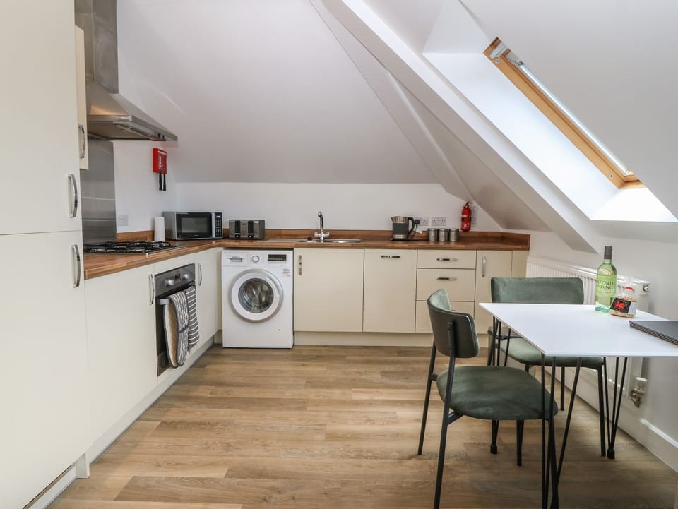 Fridge, dishwasher, electric kettle, toaster