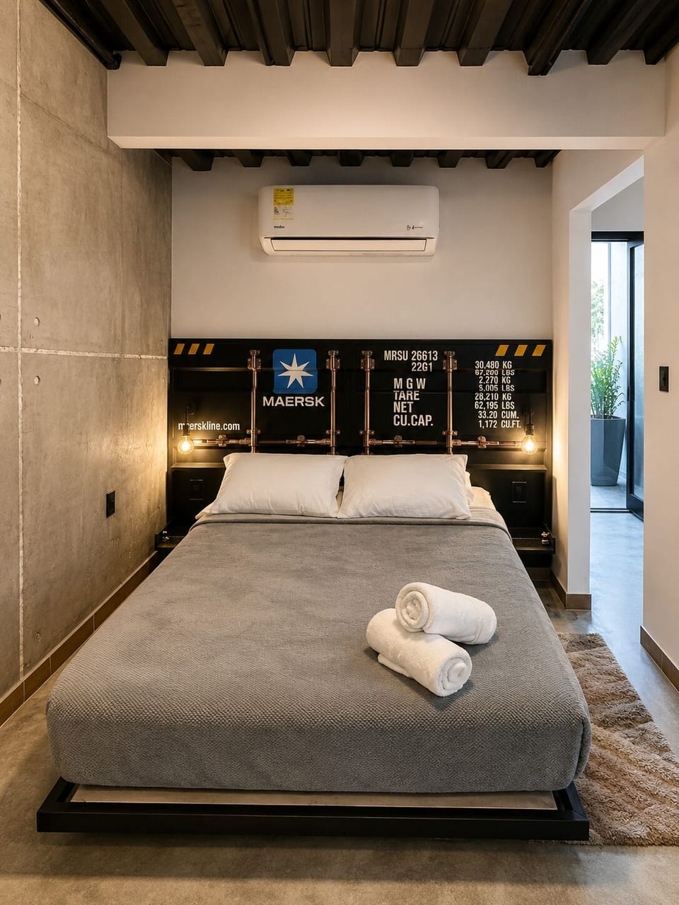 Comfort Double Room with Air Conditioning | Premium bedding, pillowtop beds, minibar, WiFi (free)