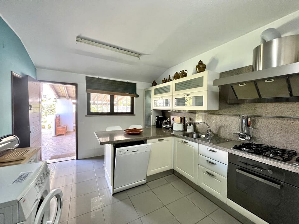Villa, 4 Bedrooms, Private Pool | Private kitchen | Coffee/tea maker, microwave, oven, dishwasher
