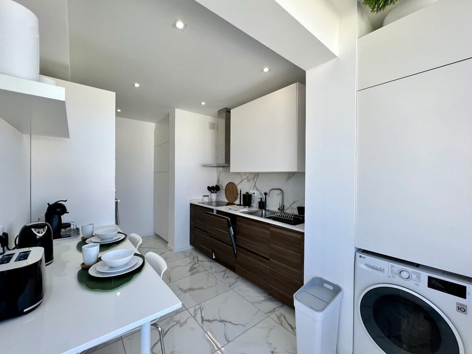 Apartment, 3 Bedrooms, Terrace | Private kitchen | Microwave, oven, dishwasher, coffee/tea maker