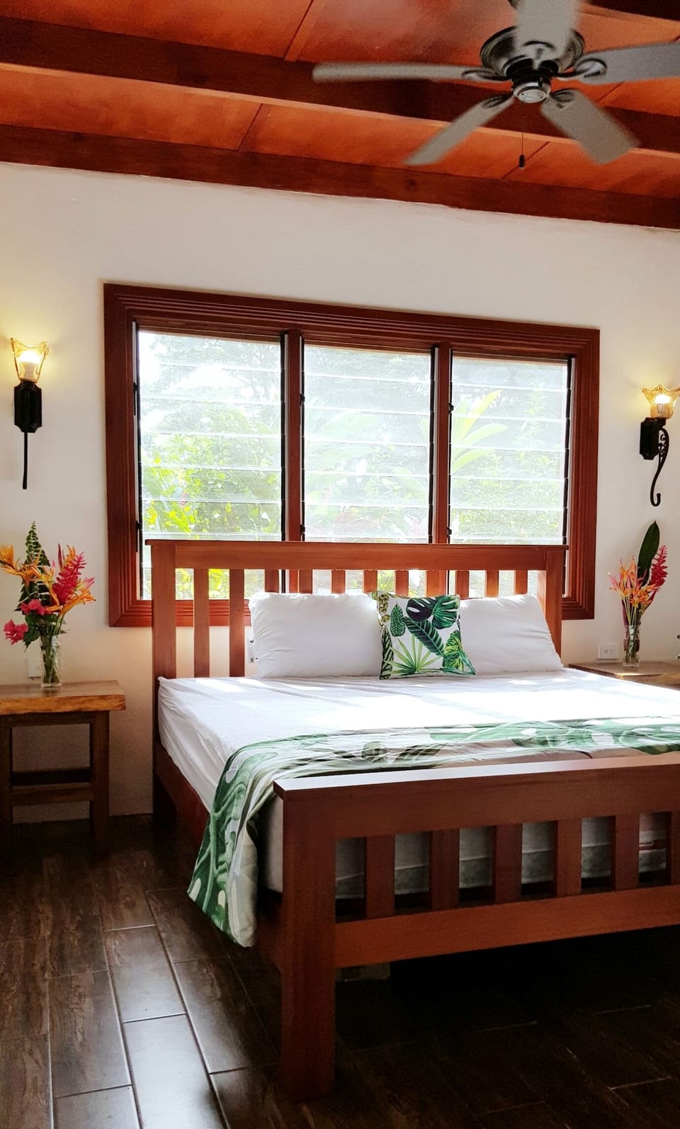 Premium Villa | 1 bedroom, in-room safe, individually furnished, bed sheets