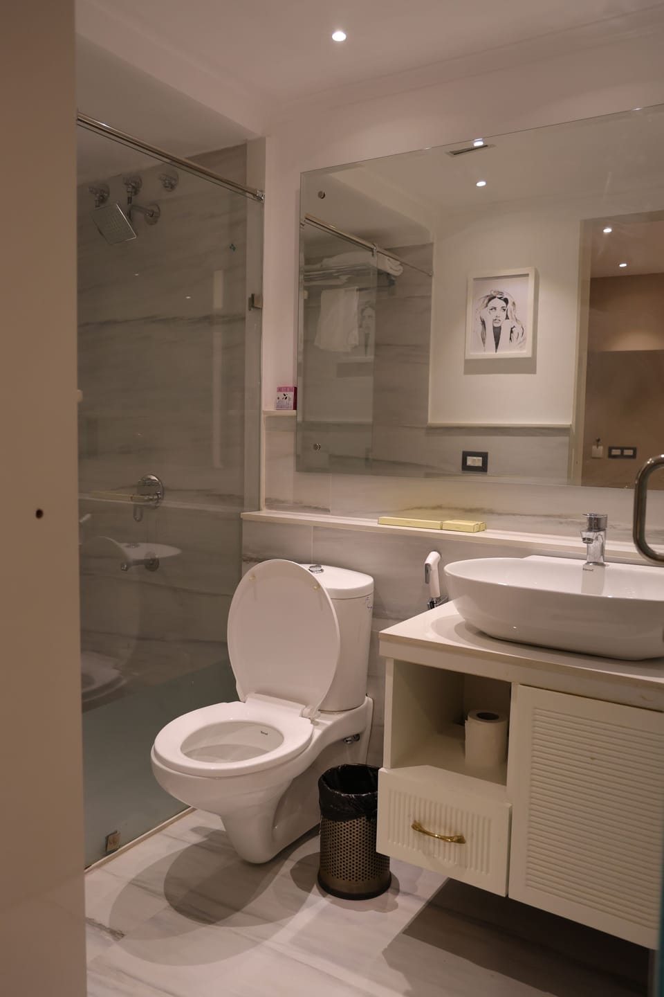 Free toiletries, towels