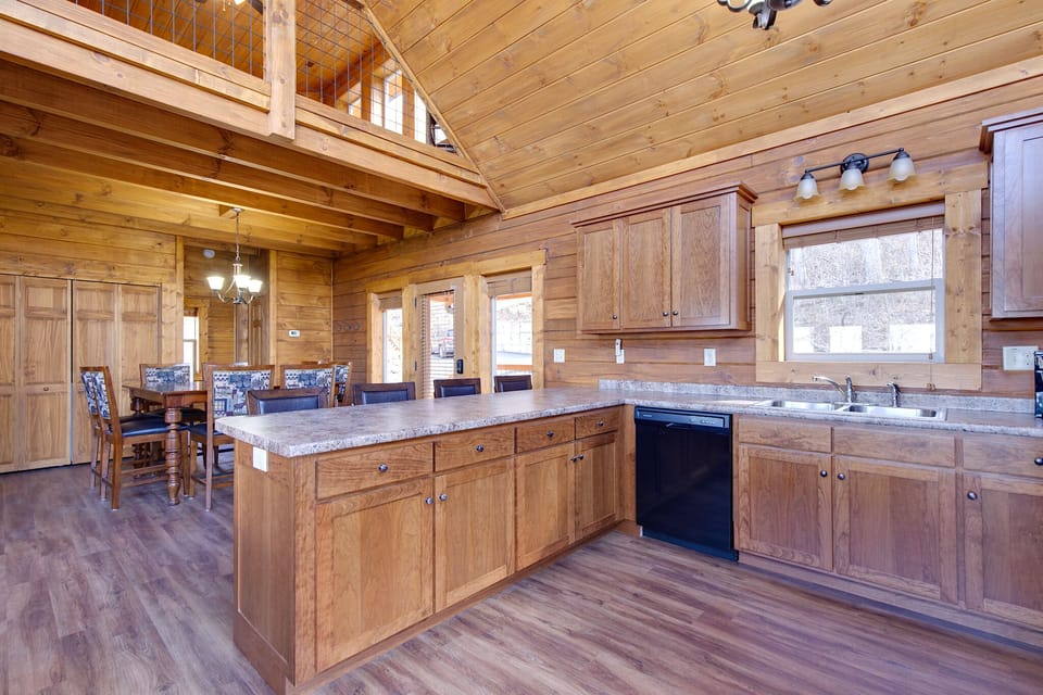 Studio (3 Bedrooms) | Property amenity