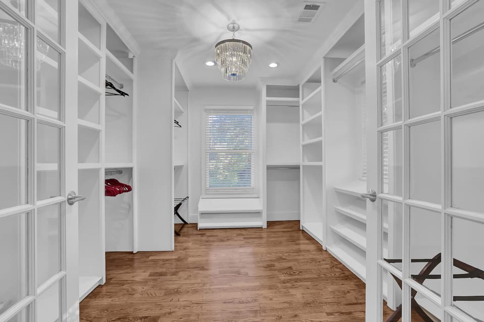 House, Accessible | 6 bedrooms, desk