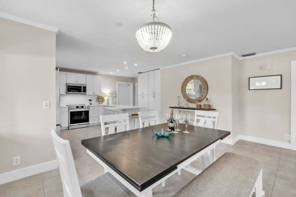 House, 3 Bedrooms | Dining