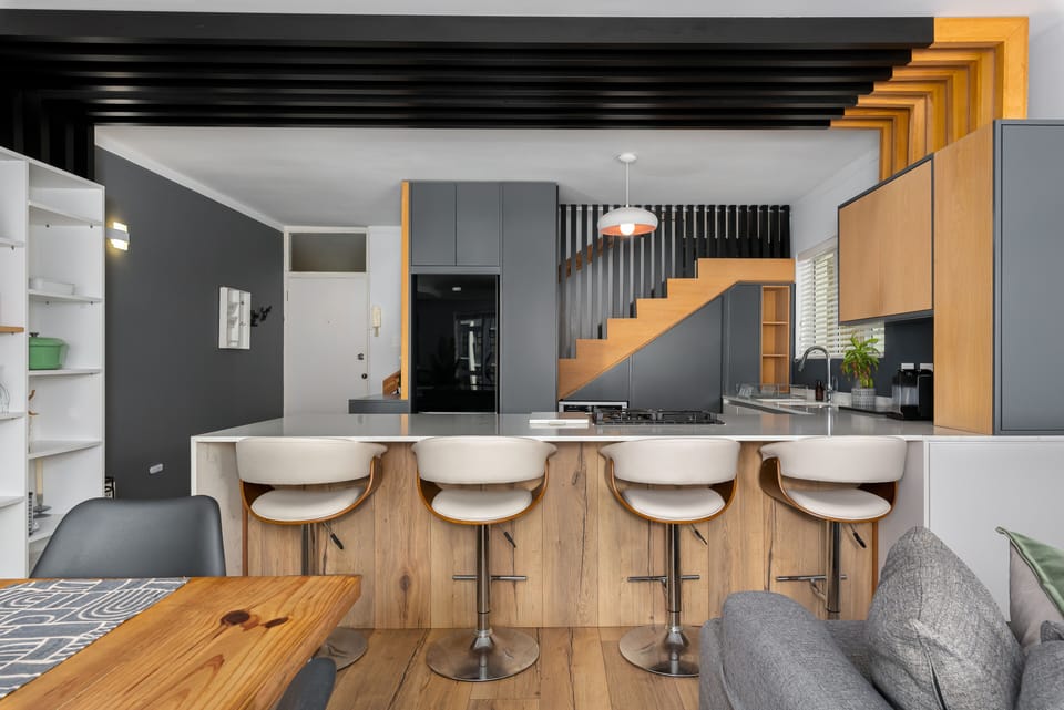 Exclusive Apartment | Private kitchen | Fridge, microwave, oven, stovetop