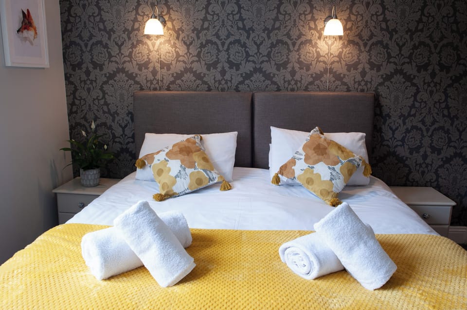 Egyptian cotton sheets, premium bedding, Tempur-Pedic beds