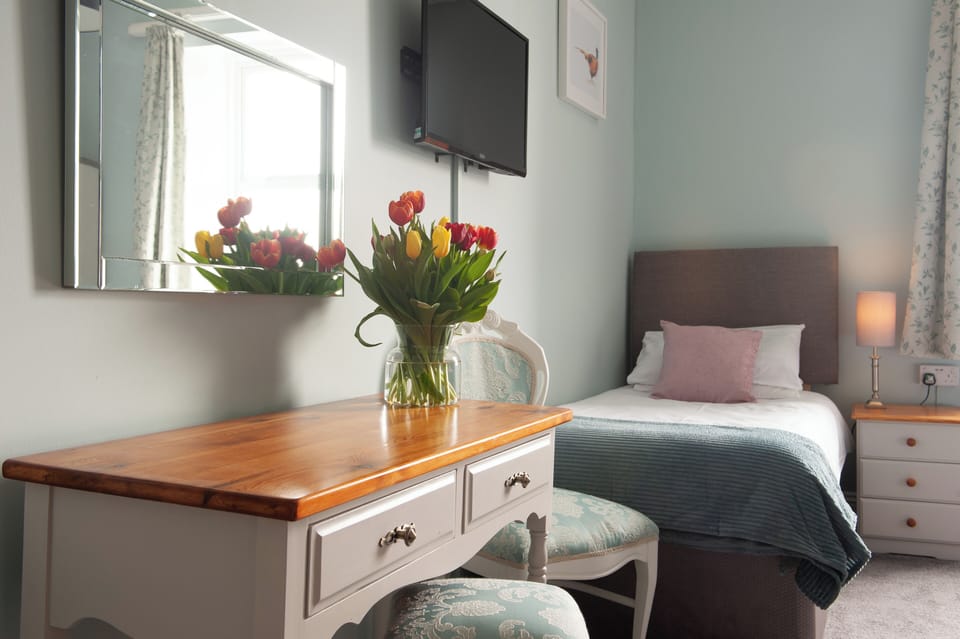 Superior Double or Twin Room | Egyptian cotton sheets, premium bedding, Tempur-Pedic beds
