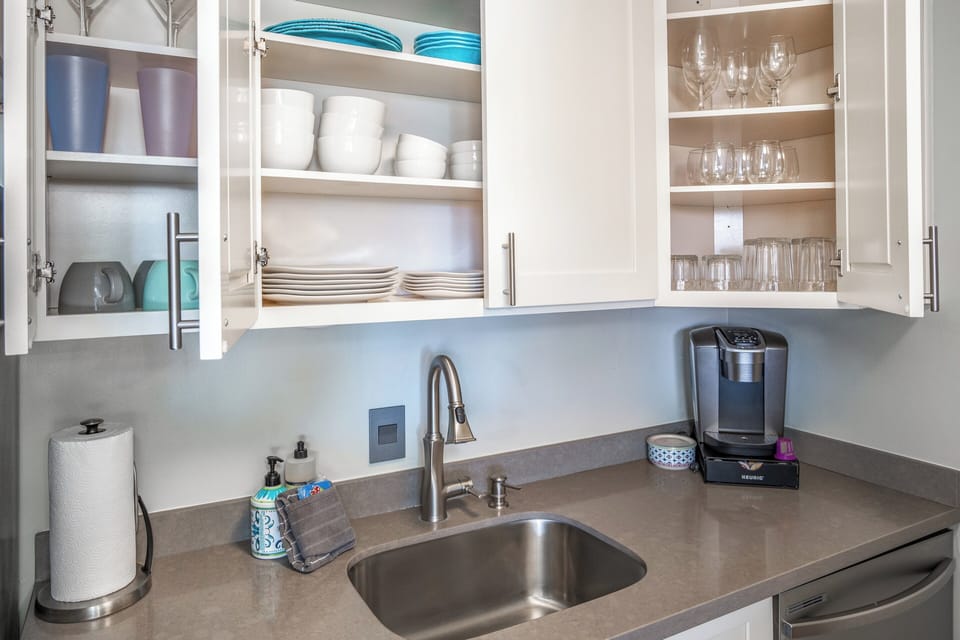 Luxury Condo | Private kitchen | Full-size fridge, microwave, oven, stovetop