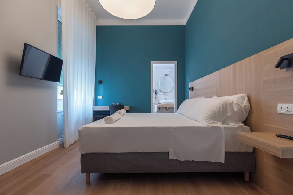 Comfort Room | Free minibar items, desk, laptop workspace, soundproofing