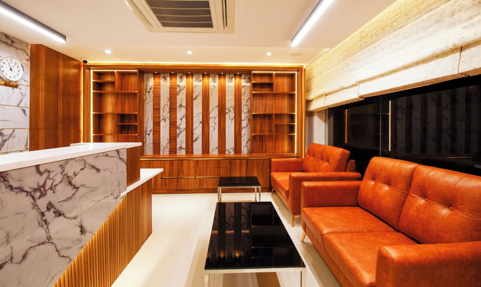 Itsy Hotels Silver Keys Hotel in Bengaluru
