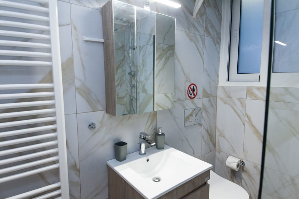 Stylish Brand New Apt at Megaro Mousikis Apartment in Athens