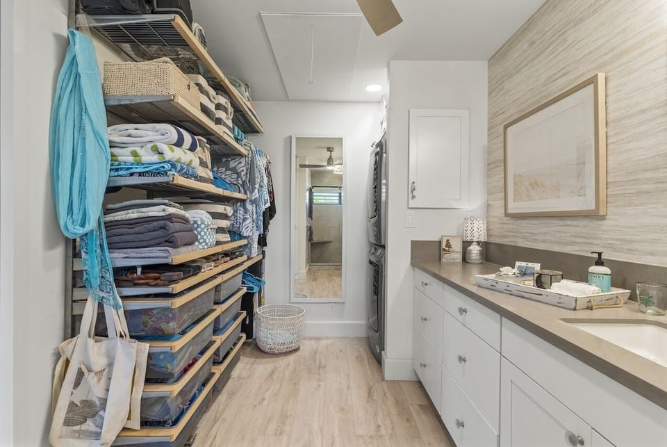 Condo, 1 Bedroom | Bathroom | Hair dryer, towels, shampoo