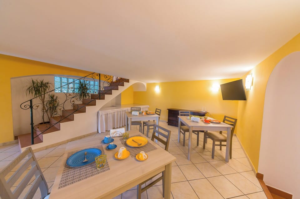 Daily buffet breakfast (EUR 10 per person)