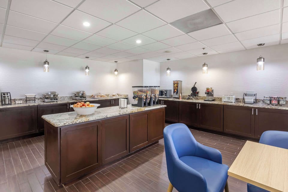 Free daily full breakfast